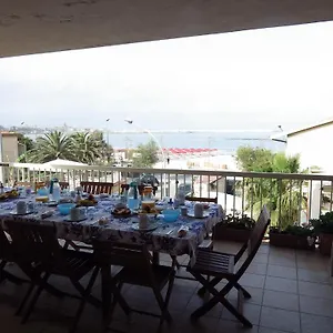 https://bb-viadelmare.hotelsalgherosardinia.com